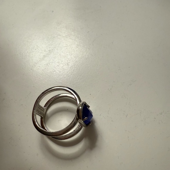 Elegant Silver and Blue Women's Ring - Picture 5 of 5